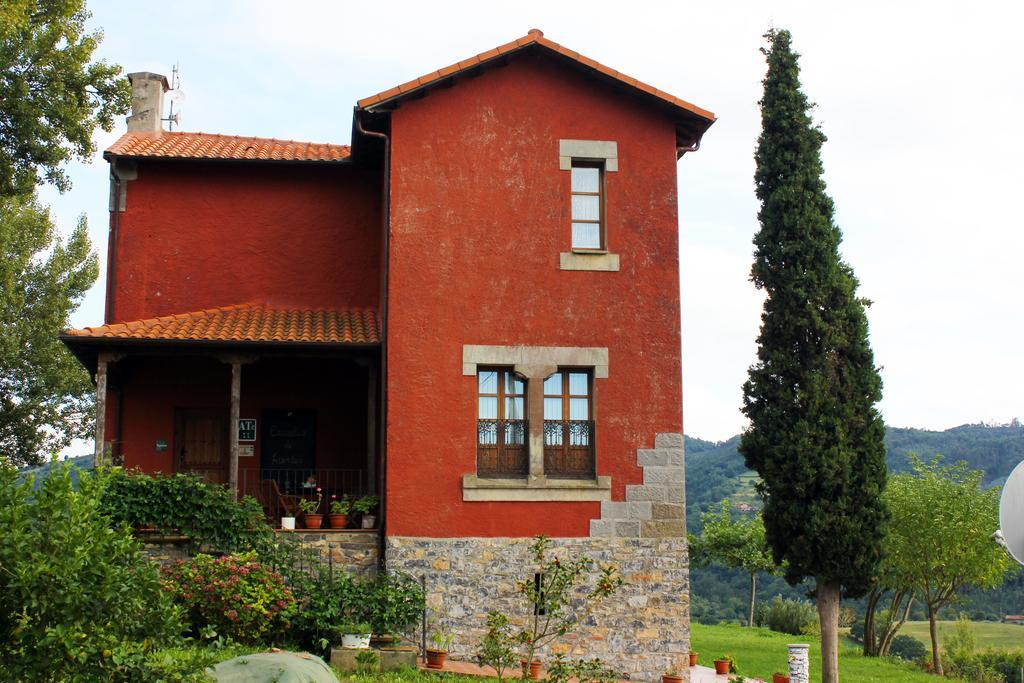 Escuelas De Fuentes Villaviciosa  Zewnętrze zdjęcie