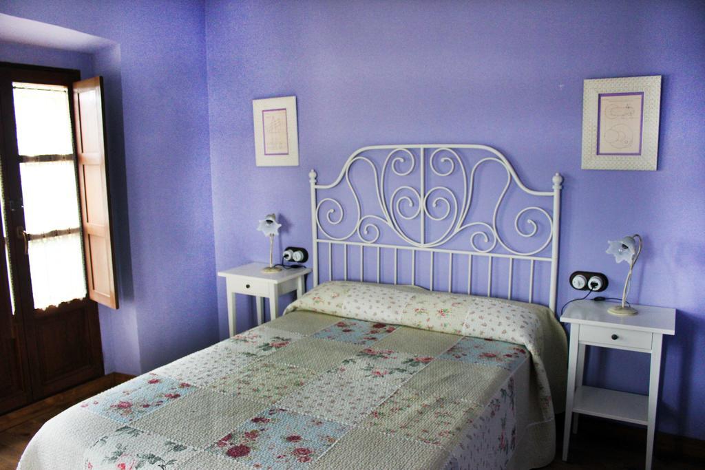 Escuelas De Fuentes Villaviciosa  Zewnętrze zdjęcie
