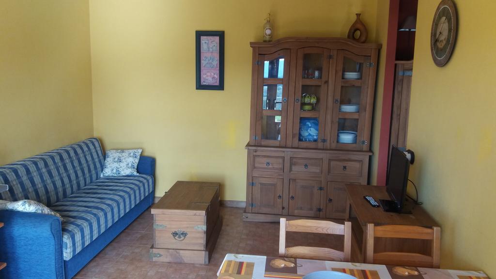 Escuelas De Fuentes Villaviciosa  Zewnętrze zdjęcie